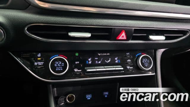 Hyundai Sonata гибрид (DN8) Family, 2021 16