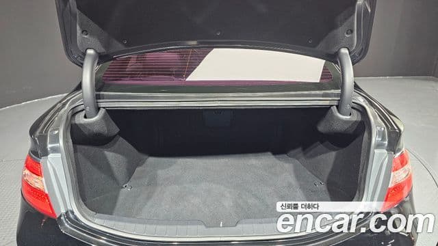 Hyundai Grandeur HG HG240 Modern Collection, 2017 20