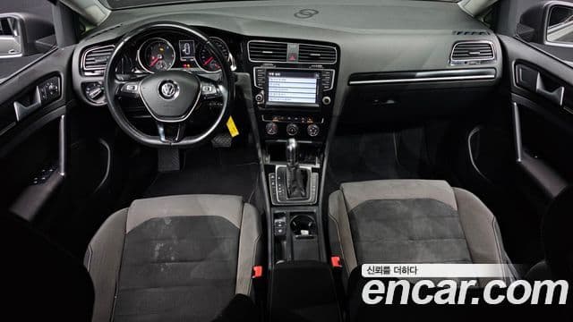 Volkswagen Гольф 7세대, 2015 7