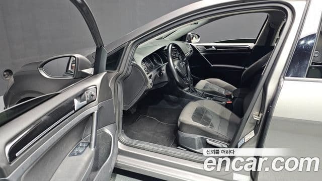 Volkswagen Гольф 7세대, 2015 10