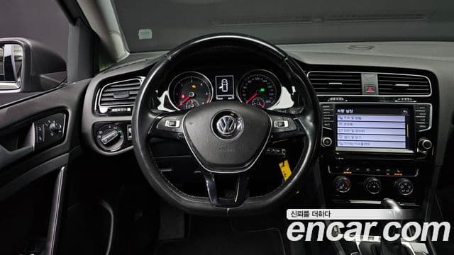 Volkswagen Гольф 7세대, 2015 14