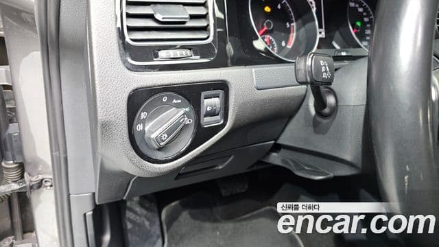 Volkswagen Гольф 7세대, 2015 18