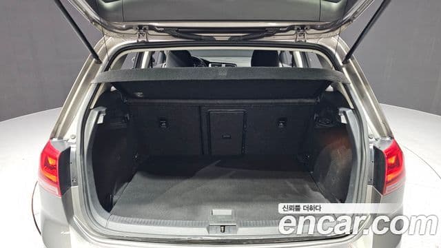 Volkswagen Гольф 7세대, 2015 20