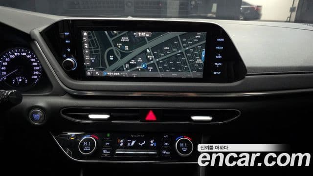 Hyundai Sonata (DN8) Premium Family, 2021 15