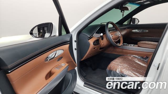 Genesis GV70, 2023 10