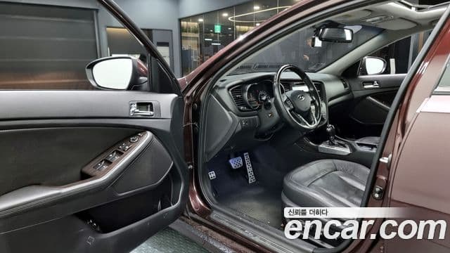 Kia K5 Prestige, 2011 11