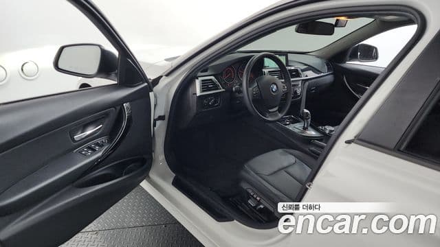 BMW 3시리즈 (F30), 2017 10