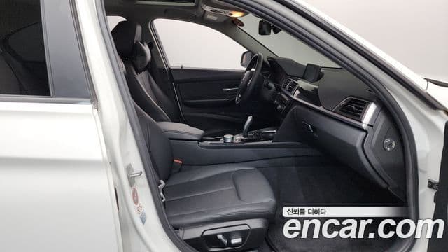 BMW 3시리즈 (F30), 2017 11