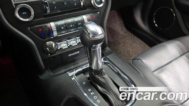 Ford Mustang купе, 2017 9