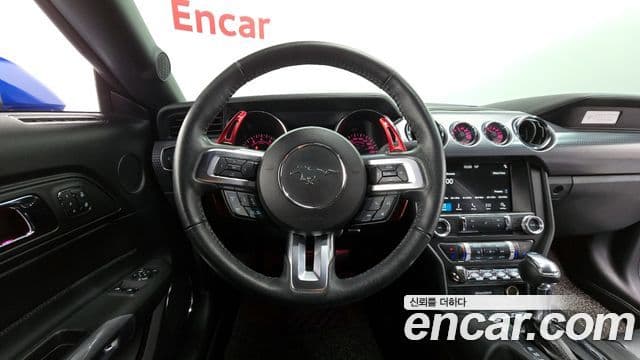 Ford Mustang купе, 2017 13