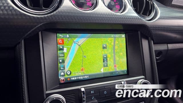 Ford Mustang купе, 2017 16