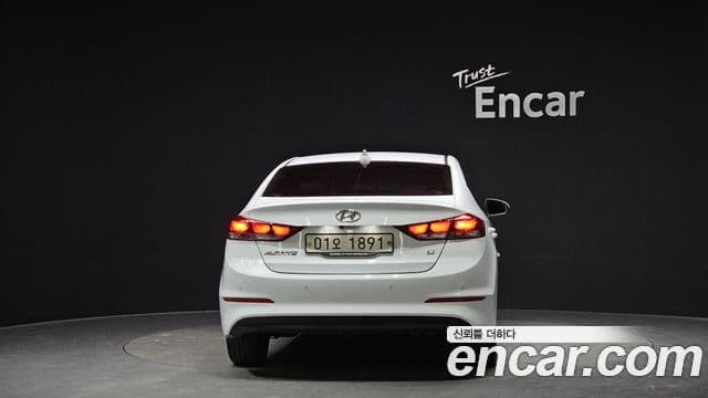 Hyundai Avante AD 1.6 GDI Value Plus, 2018 4