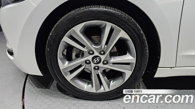 Hyundai Avante AD 1.6 GDI Value Plus, 2018 все фото