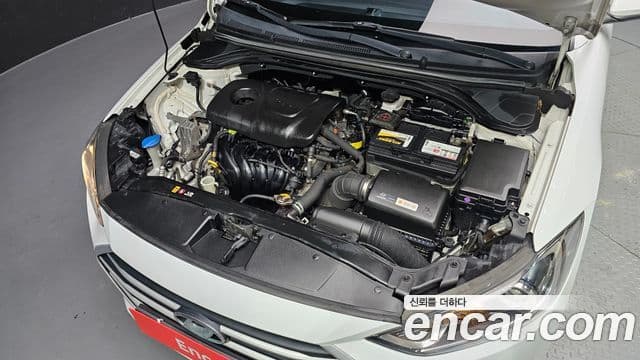 Hyundai Avante AD 1.6 GDI Value Plus, 2018 6