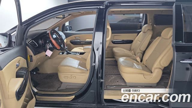 Kia All New Carnival Prestige, 2017 17