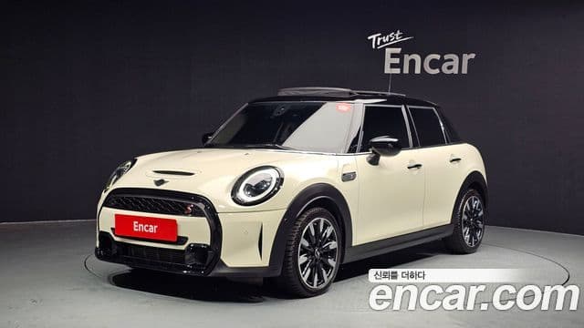 Mini Cooper S 3세대, 2022 1