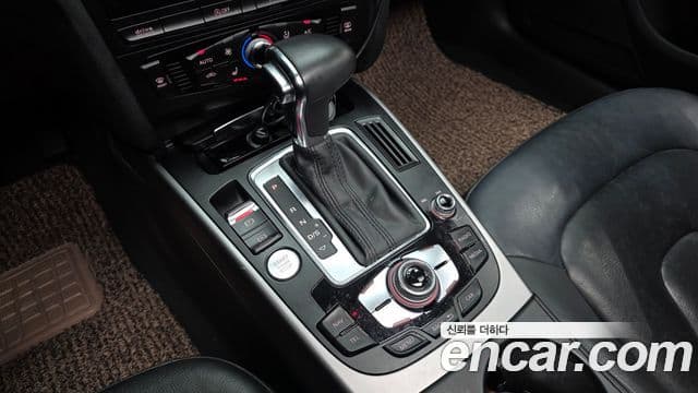 Audi New A4 B8, 2014 9