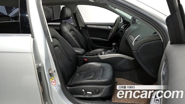 Audi New A4 B8, 2014 11