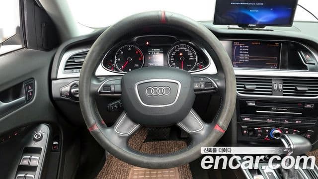 Audi New A4 B8, 2014 13