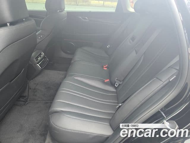 Genesis G80 (RG3) чёрный, 2026 7