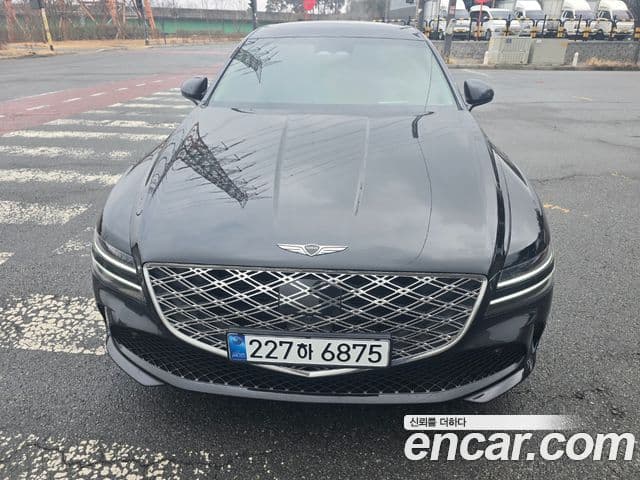 Genesis G80 (RG3) чёрный, 2026 15