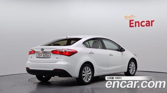 Kia K3 Trendy, 2013 2