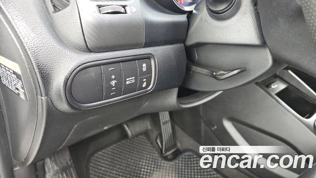 Kia K3 Trendy, 2013 13