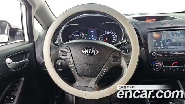 Kia K3 Trendy, 2013 14