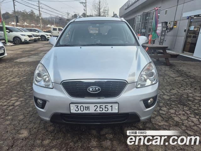 Kia 뉴카렌스 люксовая версия